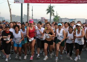 Women Running at the 2008 Pinay in Action event